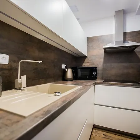 Apartment Market's Vysehrad *